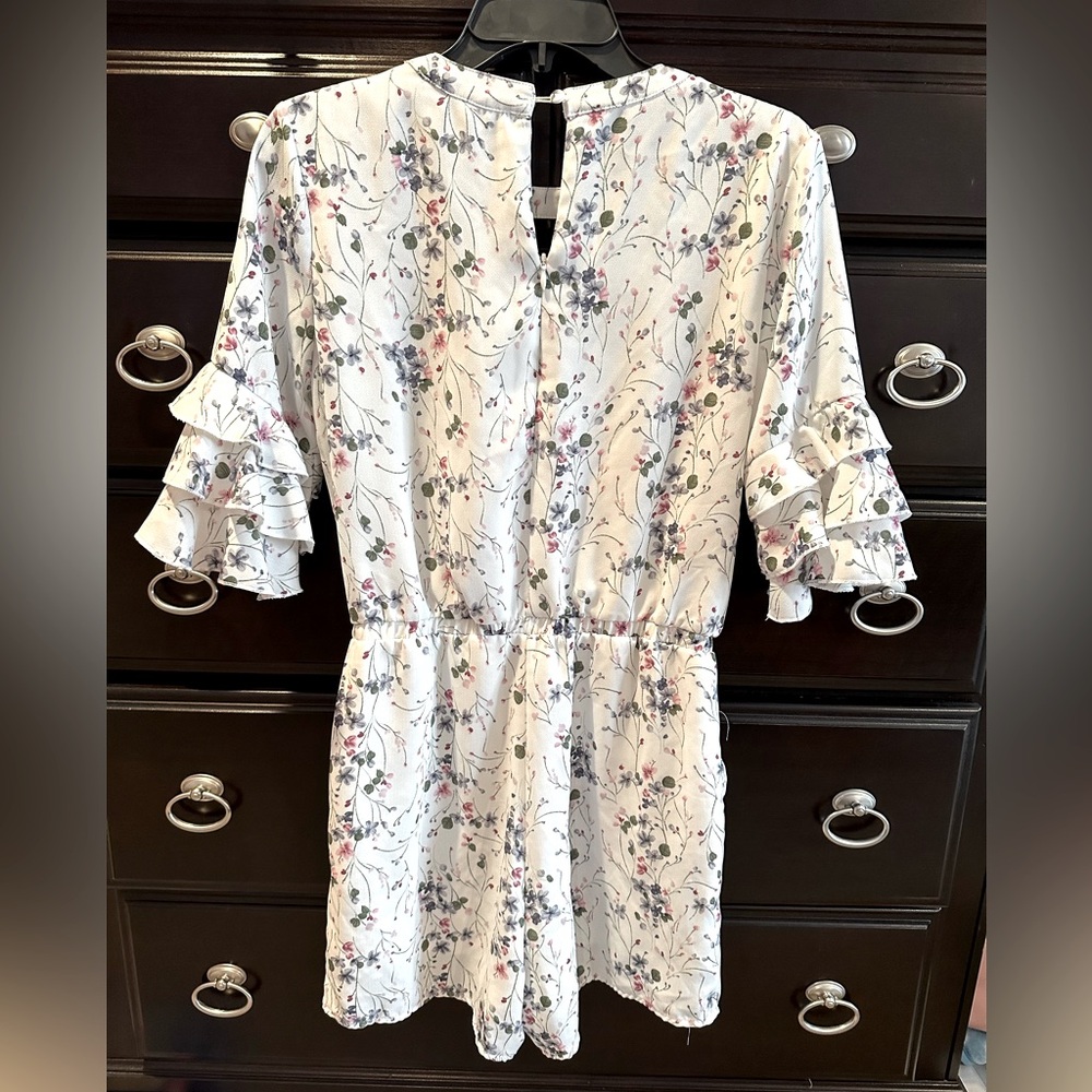 Big Girls Tween Floral Printed Tier Ruffle Sleeves Romper - Picture 2 of 5